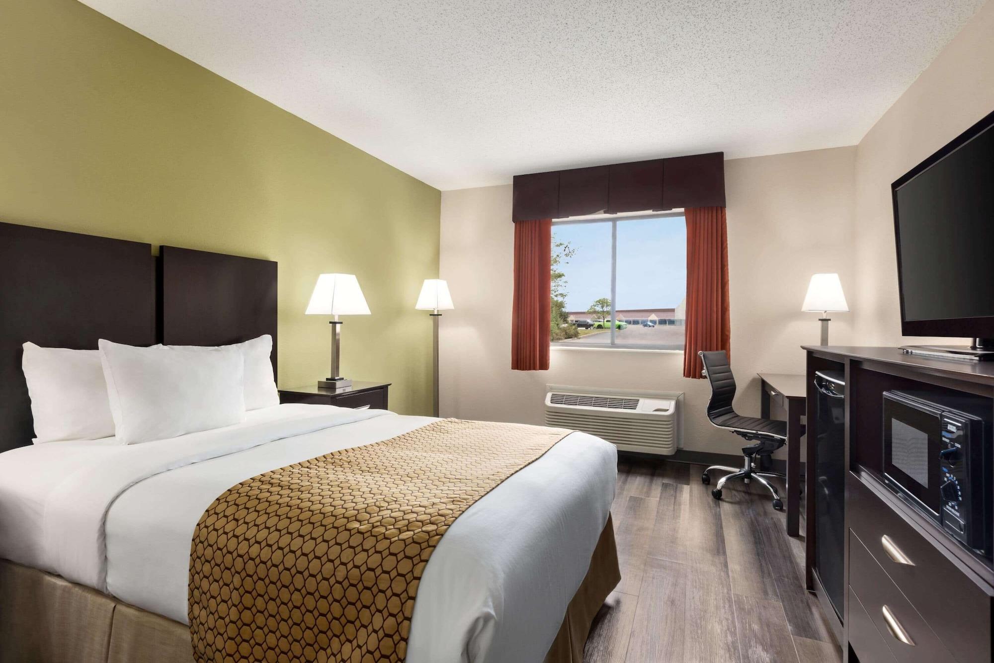 Baymont By Wyndham Monroe Hotel Eksteriør billede