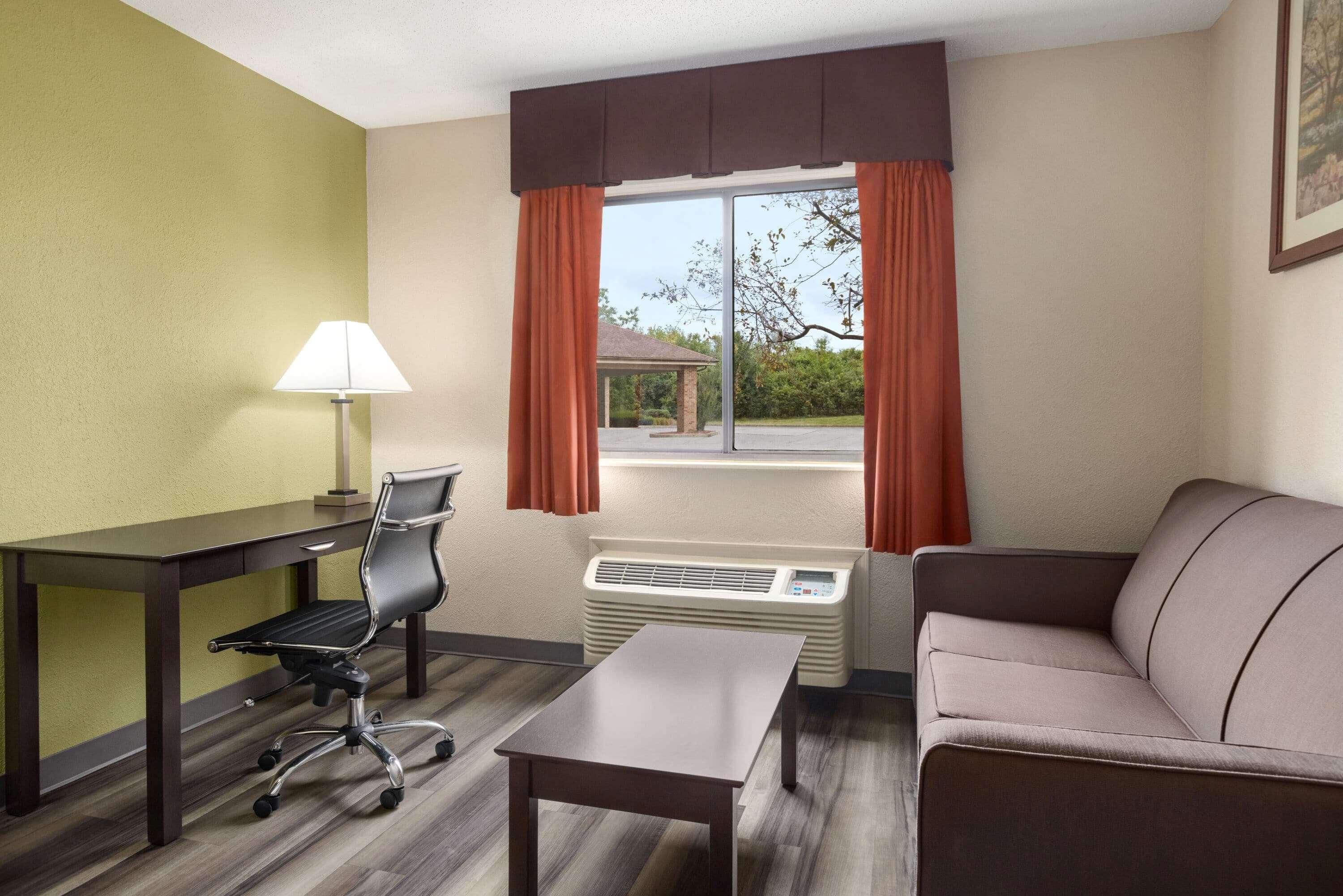 Baymont By Wyndham Monroe Hotel Eksteriør billede